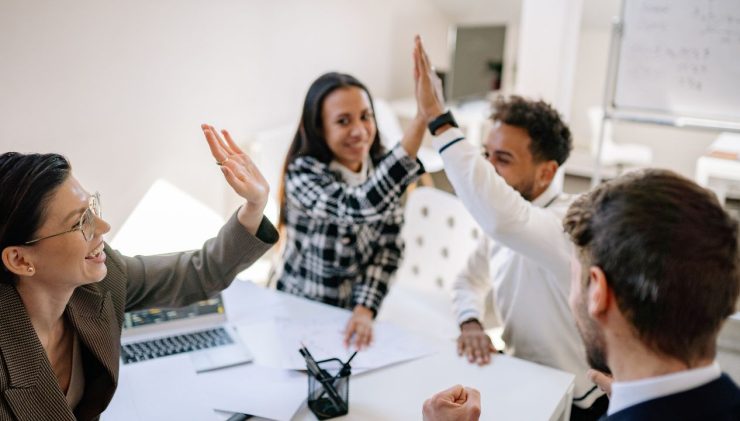 attracting-employees
